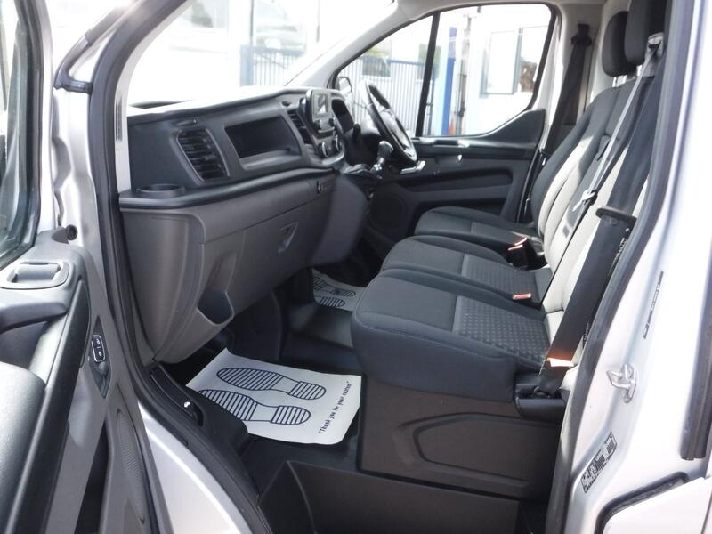 FORD TRANSIT CUSTOM