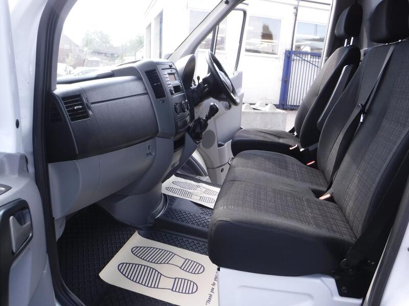MERCEDES-BENZ SPRINTER