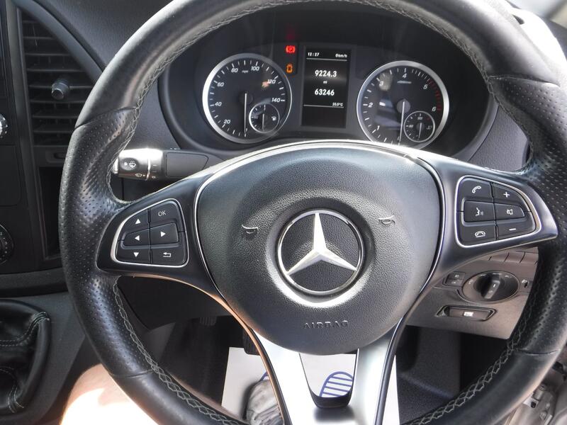 MERCEDES-BENZ VITO
