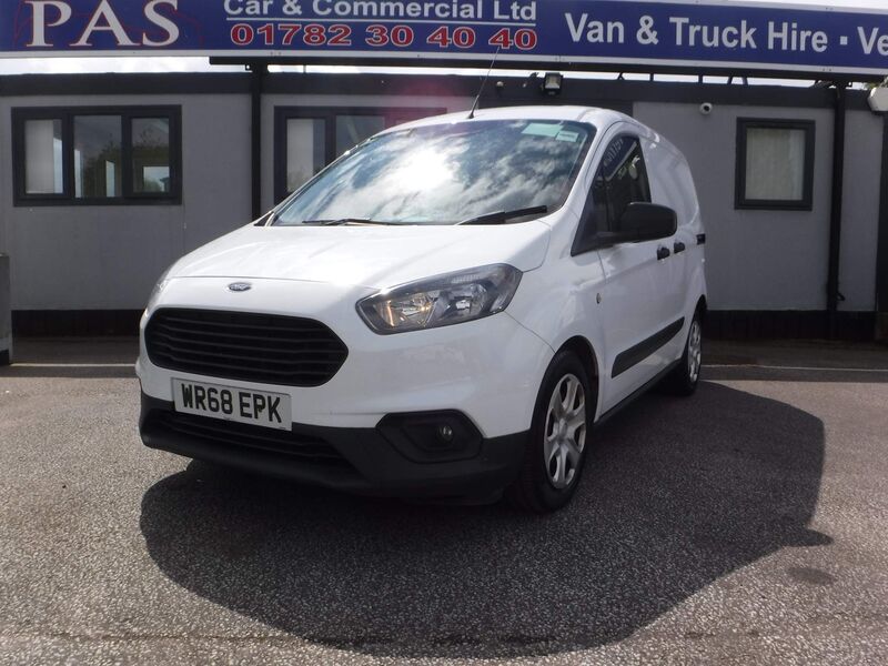 FORD TRANSIT COURIER