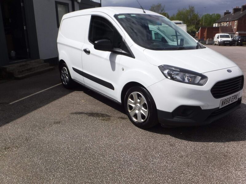 FORD TRANSIT COURIER